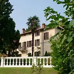 Villa Giani